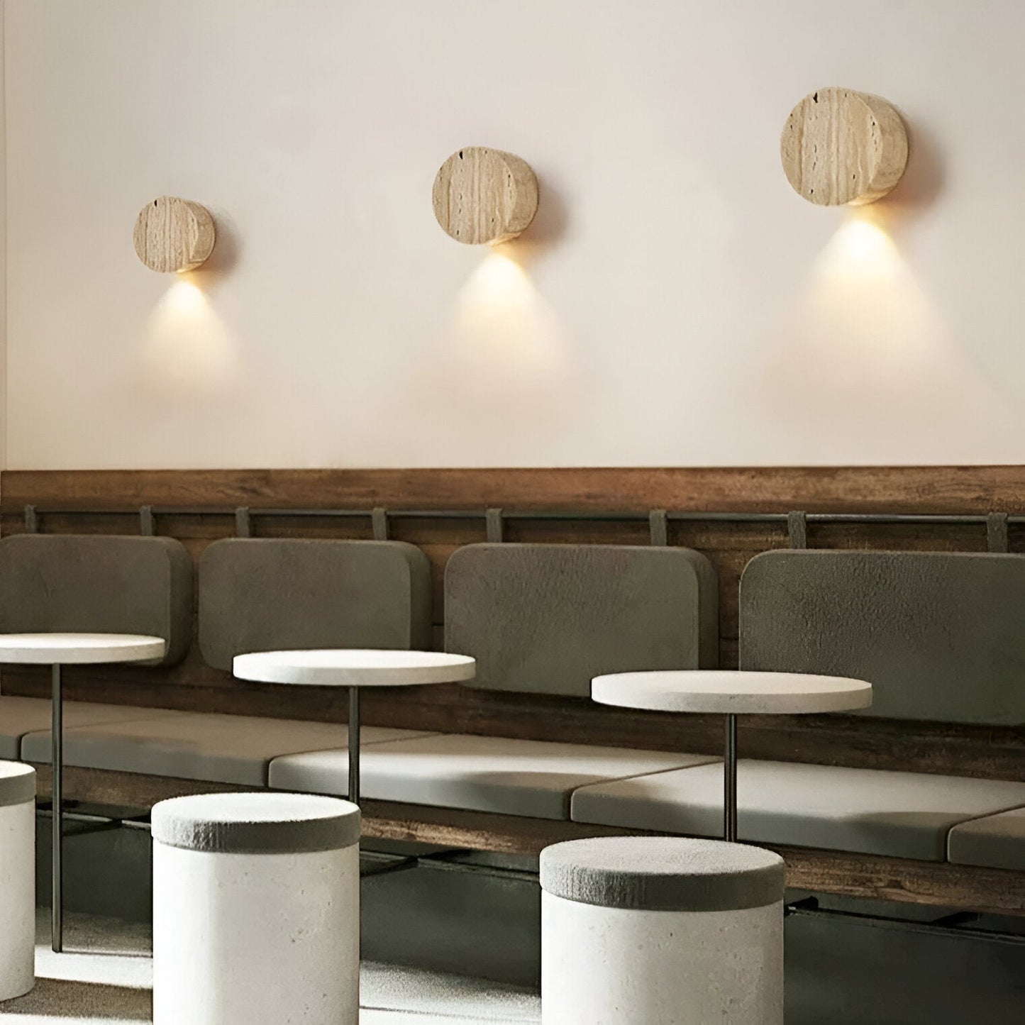 Sanya – Wabi Sabi Travertin-Wandleuchte