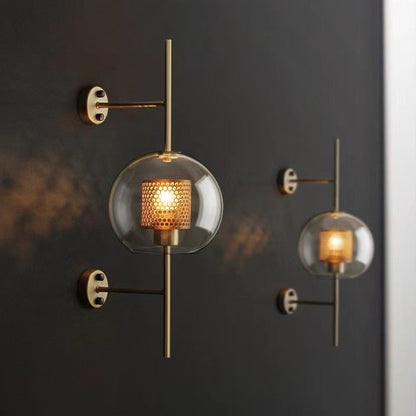 Thatcher - Moderner Wandleuchter mit Wabenstruktur-Lichtdesign
