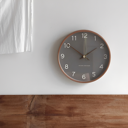 Marla – Moderne Holzwanduhr