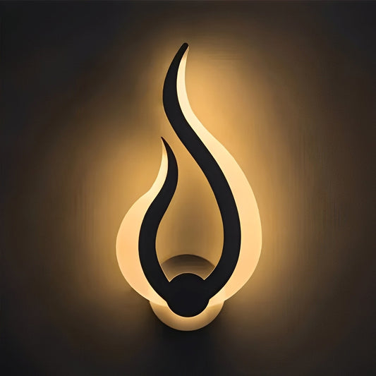 CandleFlicker – Wandleuchte in Flammenform
