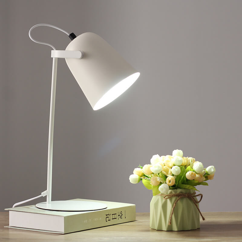 Soren – Nordische LED Tischlampe
