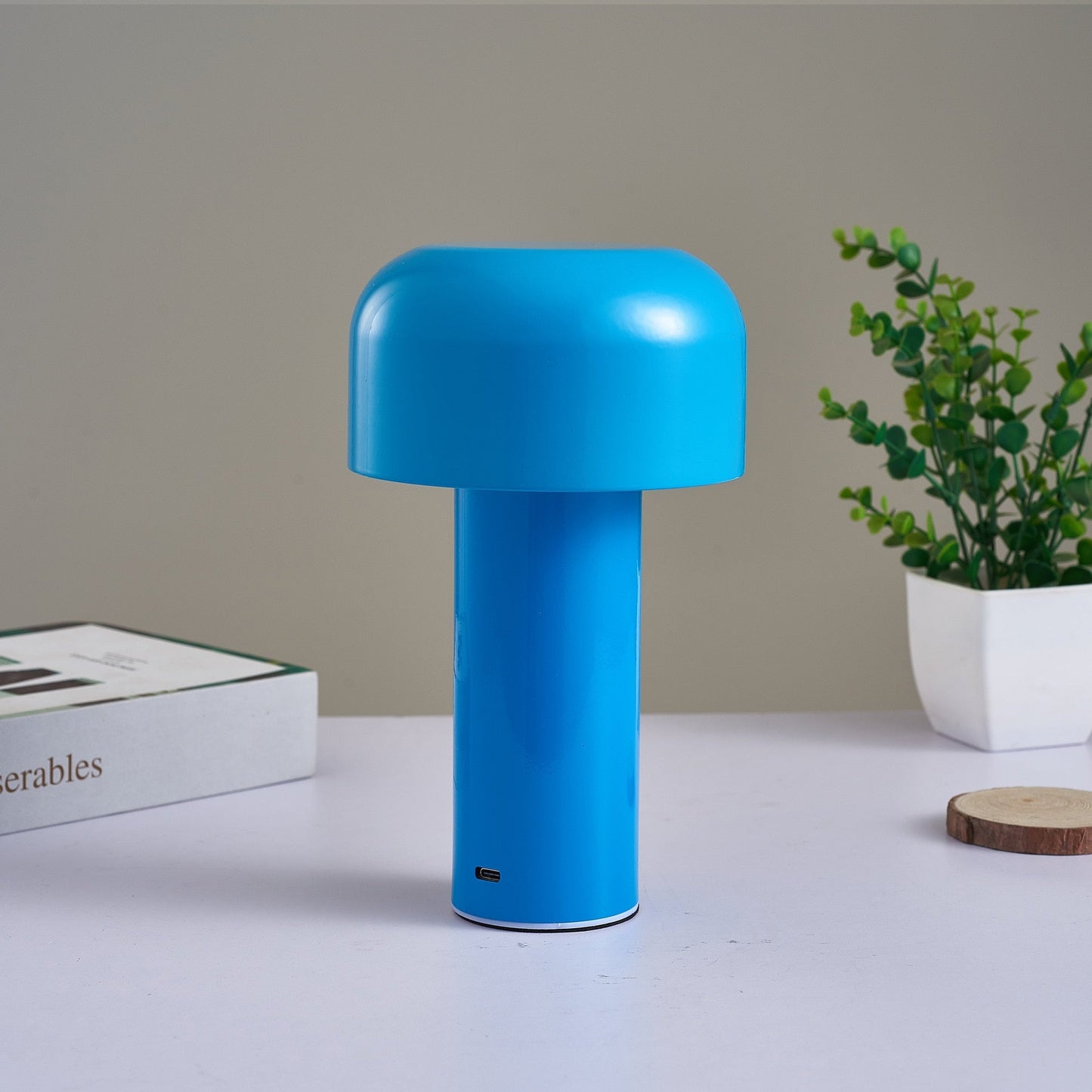 Mira – Metall-Pilzlampe mit Berührungssteuerung & USB-Ladung