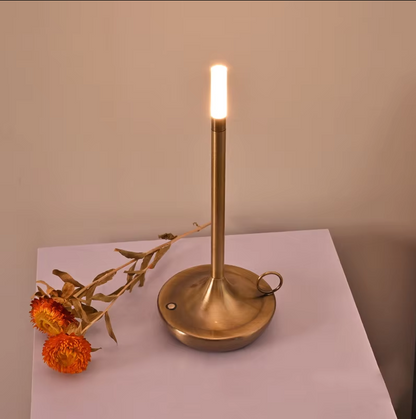 Elina – Tragbare Retro-Tischlampe mit Kerzenlicht-Effekt