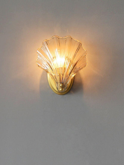 Shellina – Wandlampe in Muschelform aus Keramik