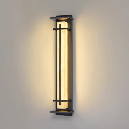 Caro – Robuste Außenwandleuchte mit LED-Streifen