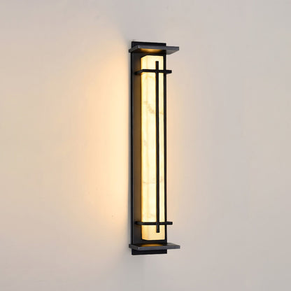 Caro – Robuste Außenwandleuchte mit LED-Streifen