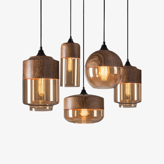 Alaric – Drei-Licht Glas-Leuchter im kreativen Design