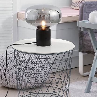 Lin – Tischleuchte aus Glas im Skandinavischen Design