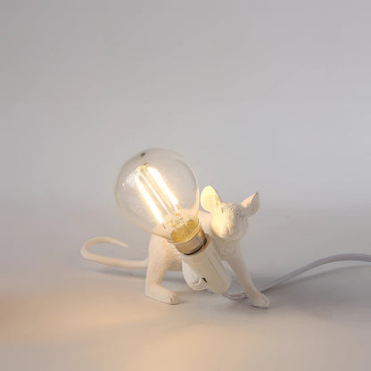 Nilla – Kleine kreative Mauslampe aus Kunstharz im nordischen Design