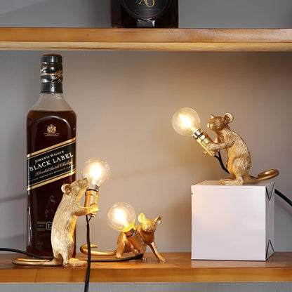 Nilla – Kleine kreative Mauslampe aus Kunstharz im nordischen Design