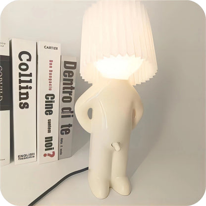 Hugo – Kreative Tischlampe in Form einer Person
