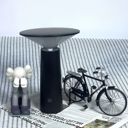Nora – Drehbare LED-Tischlampe