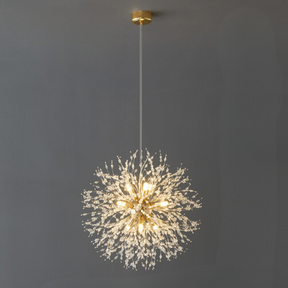 KristallKlar – Elegante LED-Pendelleuchte mit Lichtbrechungseffekt