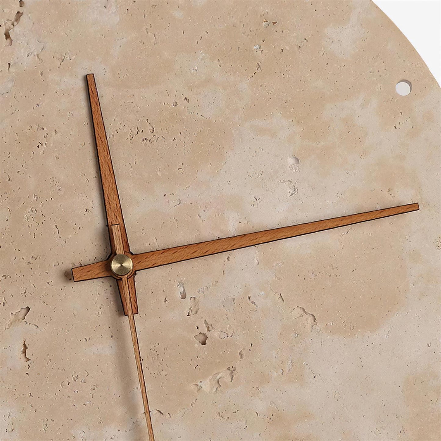 Elin – Wandleuchte mit Travertin-Uhr