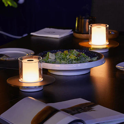 LumaGlow – Elegante LED-Kerze mit Berührungssteuerung und flammenlosem Licht