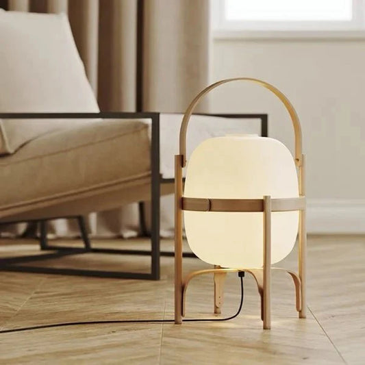 LichtKorb – Elegante Tischleuchte im Cesta-Stil