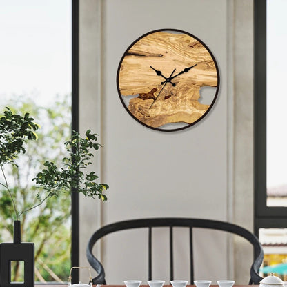 Wanduhr aus Acryl mit Holzmaserung