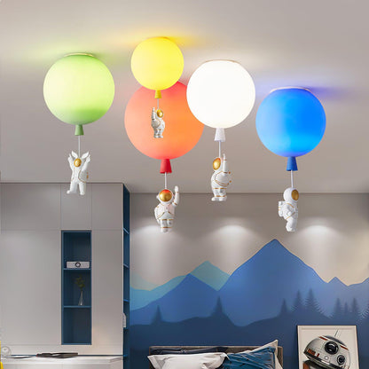 AstroMond – Moderne LED-Mondlampe mit Astronauten-Dekor