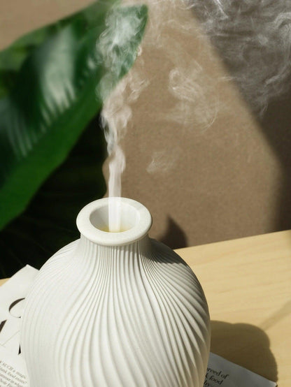 VaseMist – Ultraschall Aroma-Diffusor in moderner Vasenform aus Kunstharz