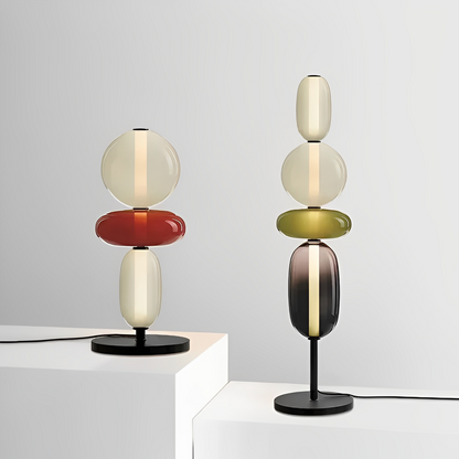 PrismGlow – Bunte Glas-Stehlampe mit beeindruckenden Lichteffekten