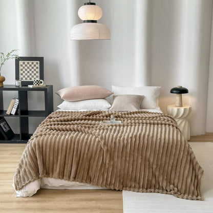 Schwere Samtdecke fürs Schlafsofa