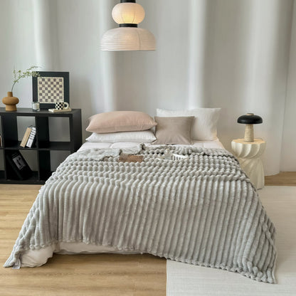 Schwere Samtdecke fürs Schlafsofa