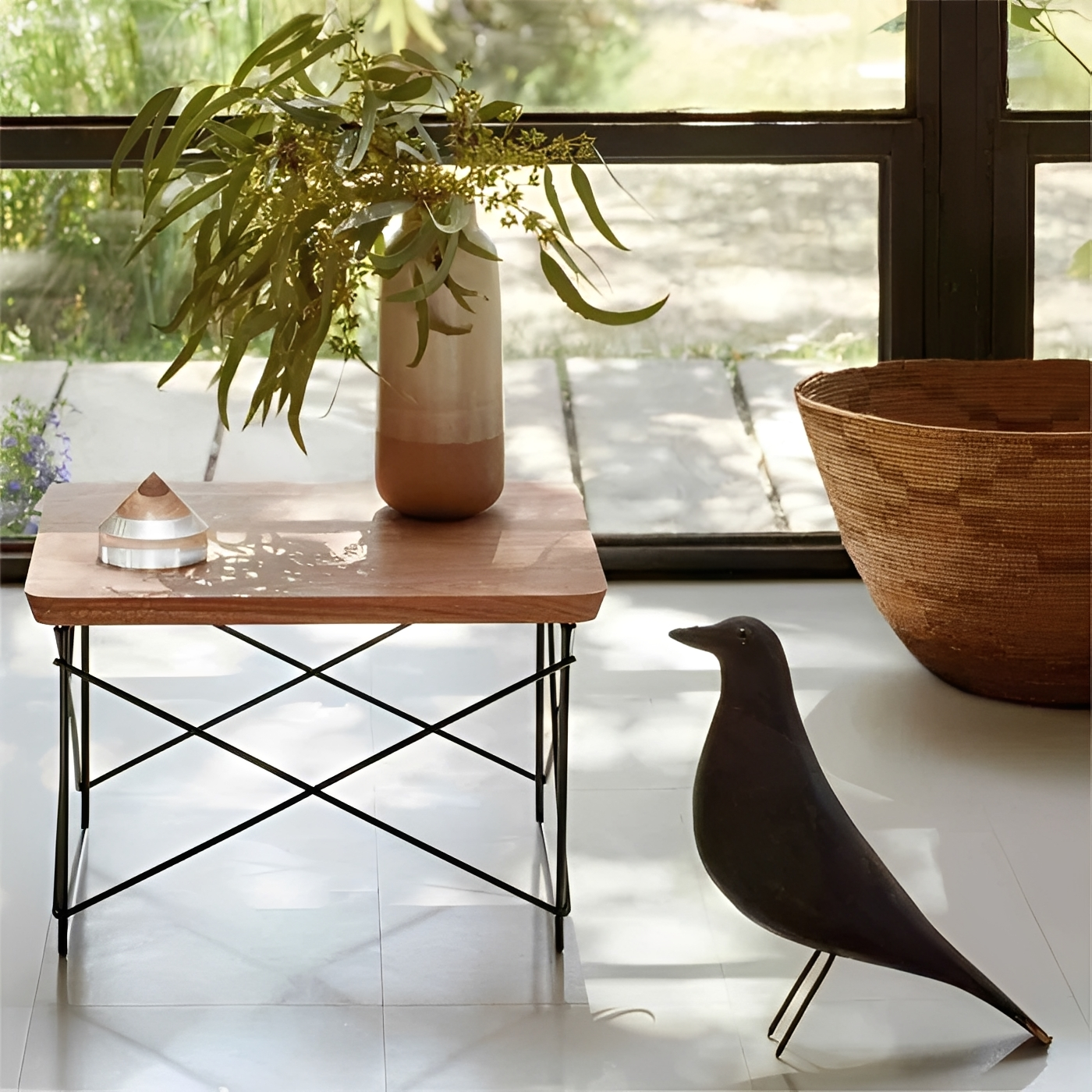 Nora – Skandinavischer Eames Vogel