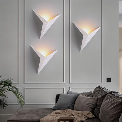 EzioGlow – Moderne Wandlampe mit klarer Form und sanftem LED-Licht