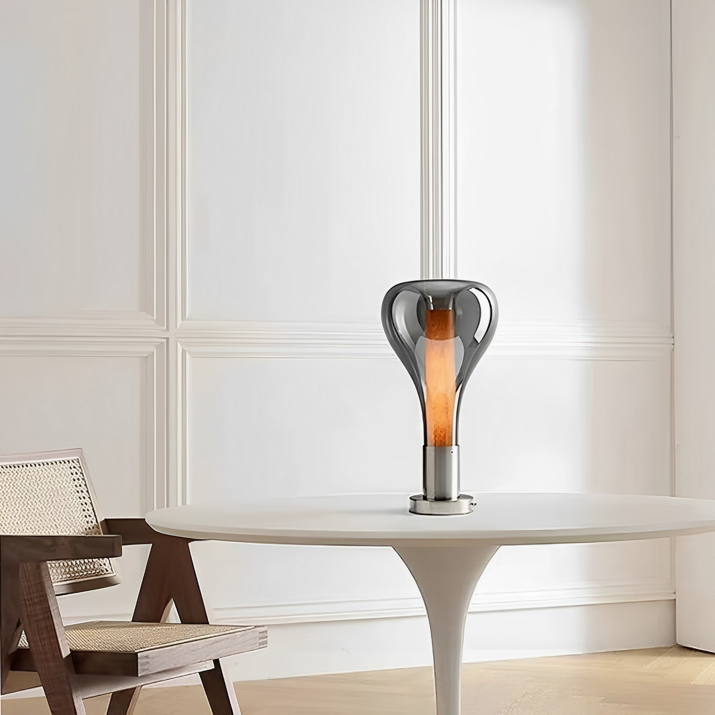 Lavana – Tischleuchte im Lava-Design für kreative Wohnakzente