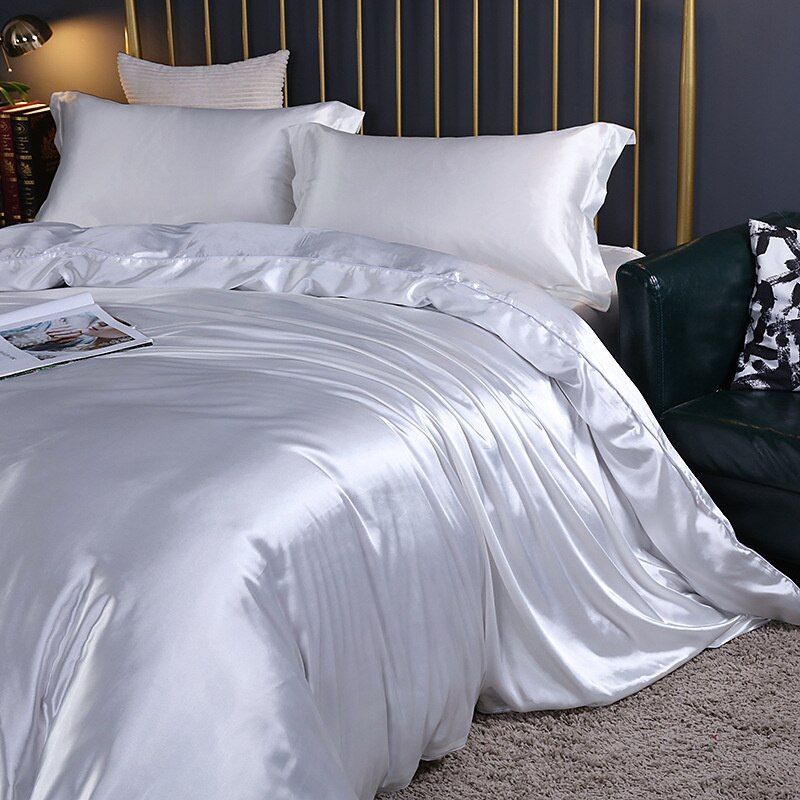 Nordic Dream - 4 Stück Superweiches Luxusseide Bettwäsche Set