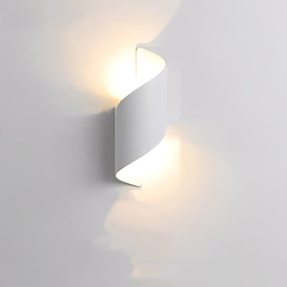 Aris – Moderne LED-Außenwandleuchte
