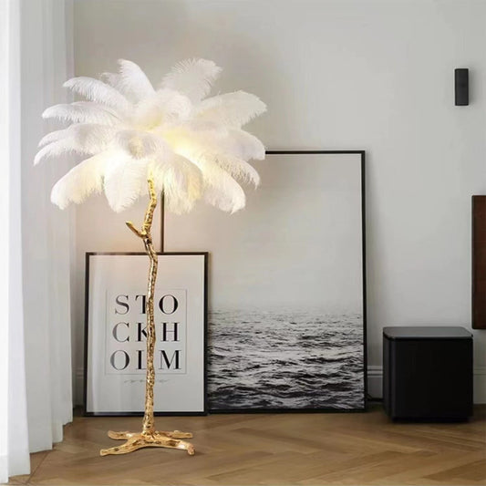 Celina – Feder-Stehlampe mit dekorativem Design