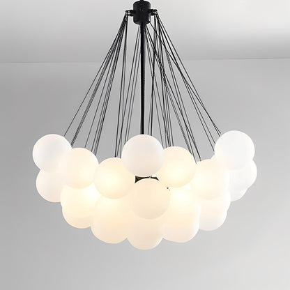 Nova – Dekorativer Nordischer Glasball-Leuchter