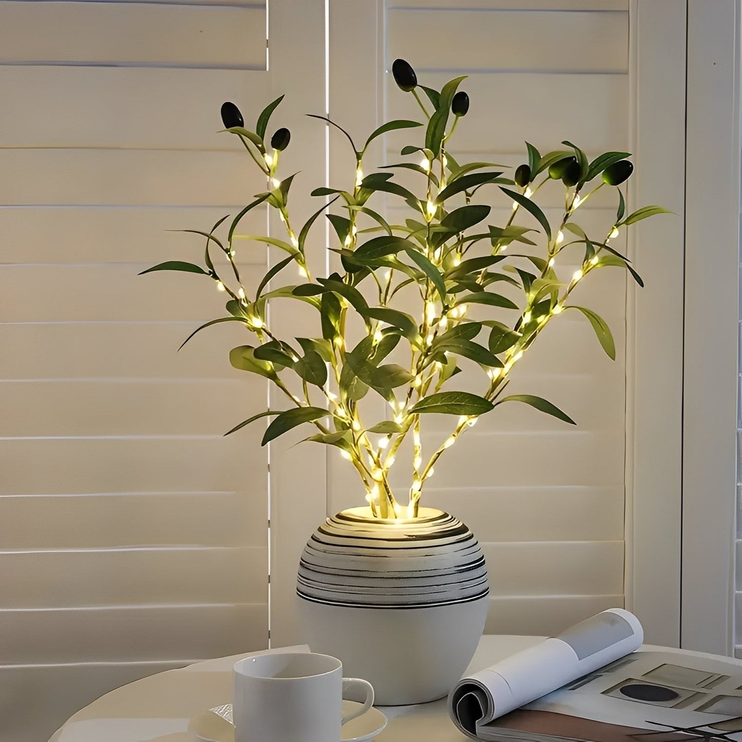 Annelie – Dekorative Lichterkette mit Olivenblättern