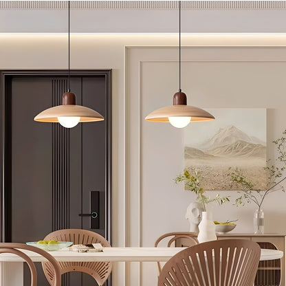 Ritta – Pendelleuchte aus Travertin im Retro-Stil