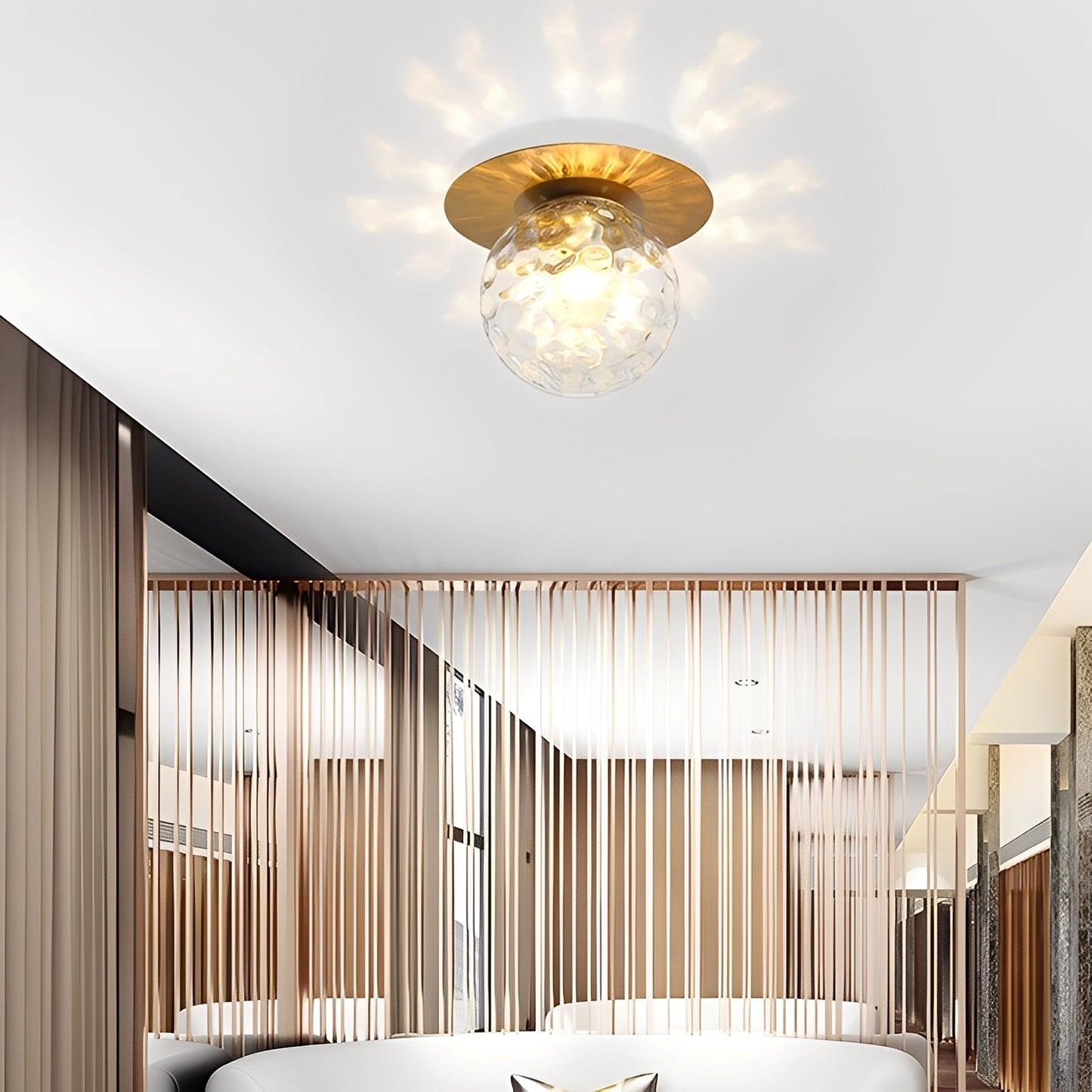 Elin – Nordische Wandlampe mit Glaskugel