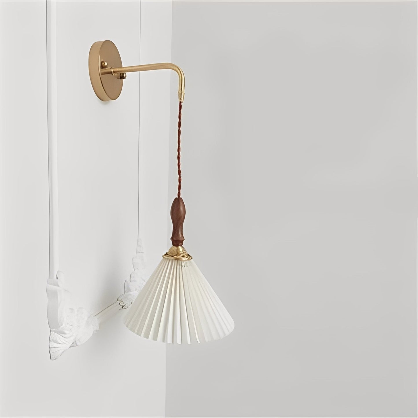 Kaito – Retro-Japanische Pendelleuchte und Wandlampe