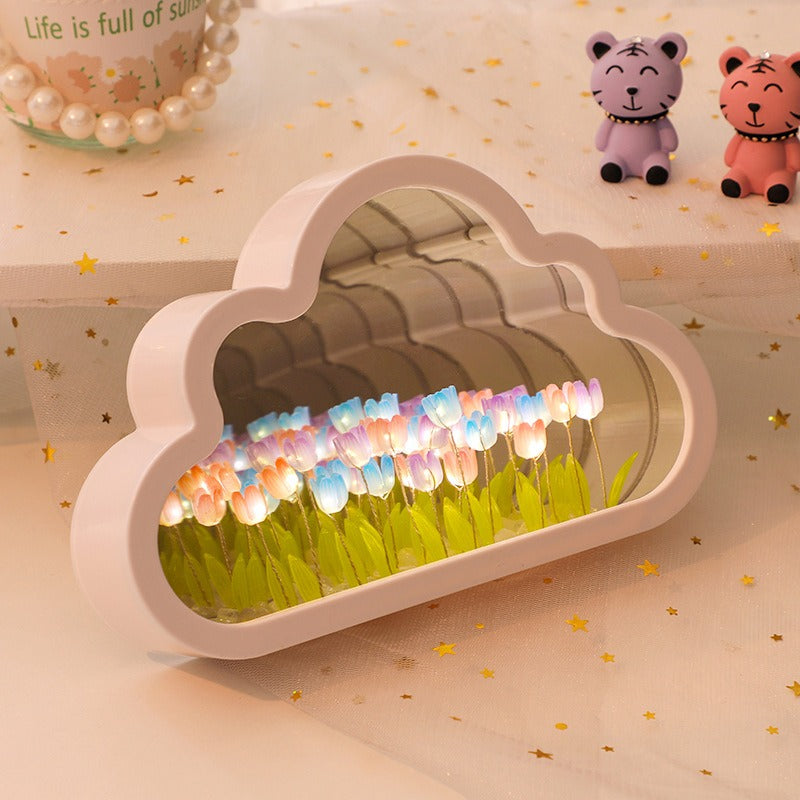 Luma – Bunte Tulpenlampe in Blumenform
