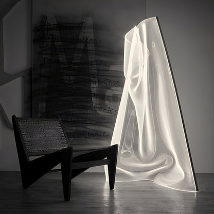 Elodie – Kunstvolle Acryl Tischlampe