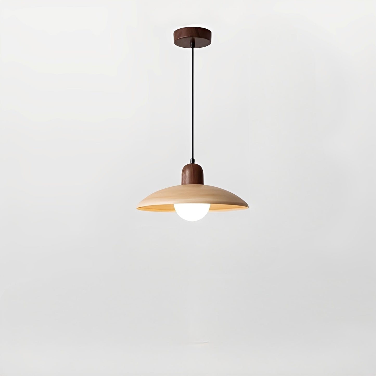 Ritta – Pendelleuchte aus Travertin im Retro-Stil