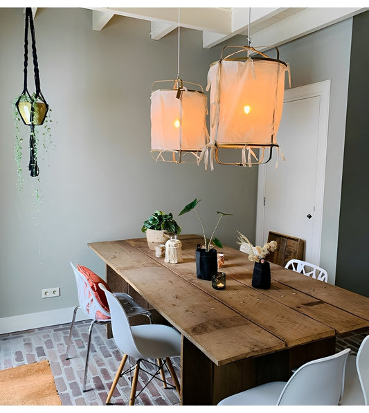 Yuka – Schlichte Deckenlampe aus Gaze und Bambus