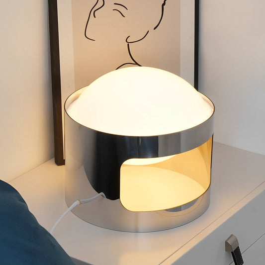 Lior – Edelstahl-Tischlampe im modernen Luxusdesign