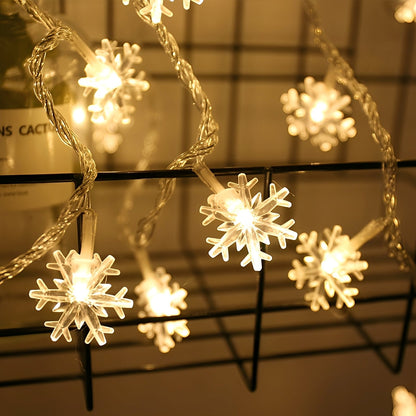 Eira – Schneeflocken-Lichterkette mit Fernbedienung