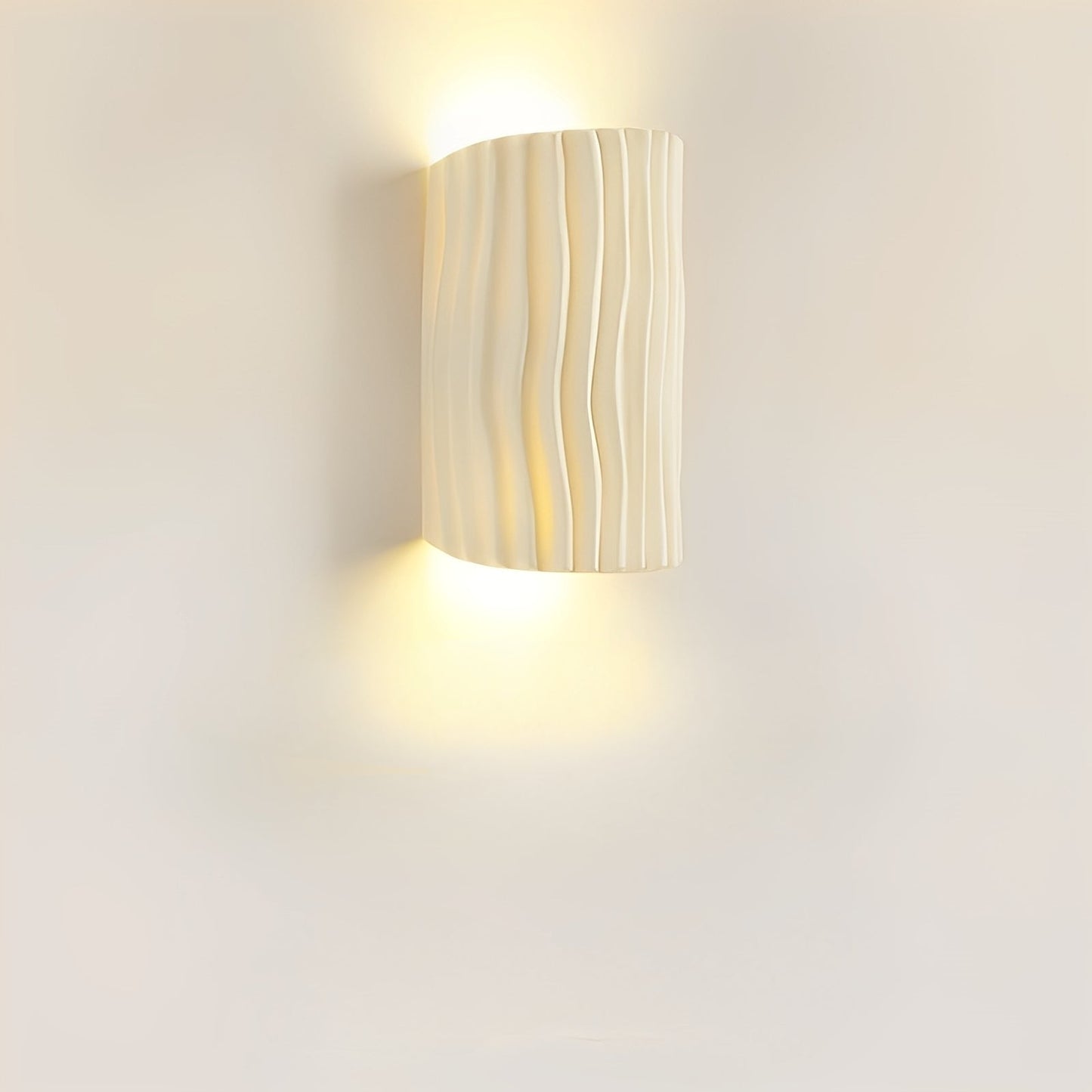 Celine – Gefaltete Wandlampe