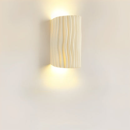 Celine – Gefaltete Wandlampe