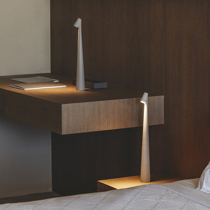 Moderne kleine Tischlampe für Nachttisch