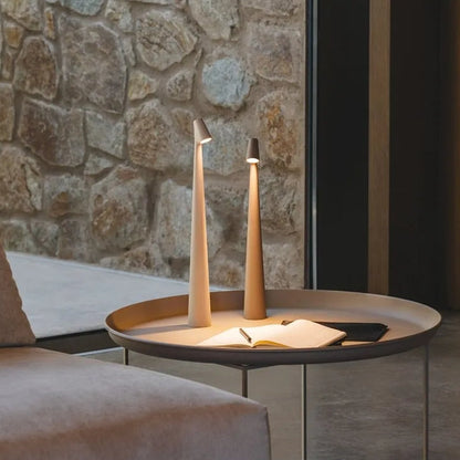 Moderne kleine Tischlampe für Nachttisch