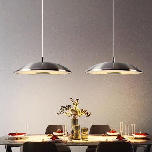 Inari – Deckenleuchte im minimalistischen Bauhaus-Design