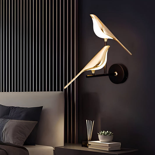 Amira – Kreative Wandlampe in Vogel-Form
