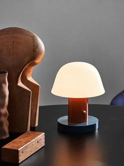 MushRooma – Pilzförmige Tischlampe mit verspieltem Retro-Design